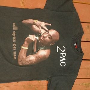 Vintage 2pac shirt (all eyez on me)
